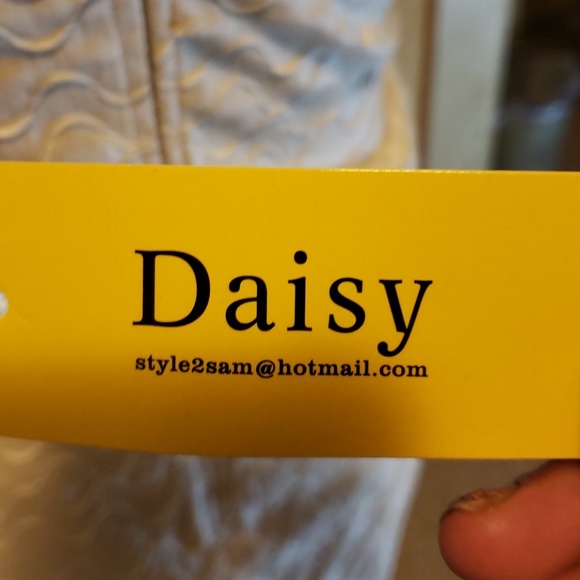 Cream strapless mini - Picture 3 of 5